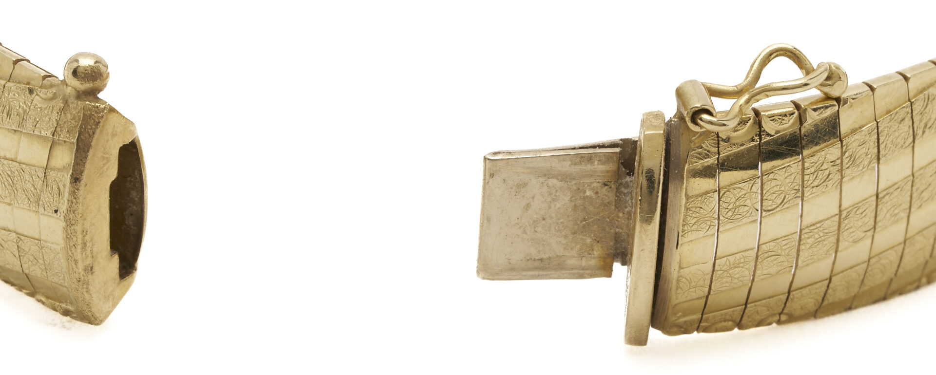 Lot 800: 14K Italian Yellow Gold Band Bracelet