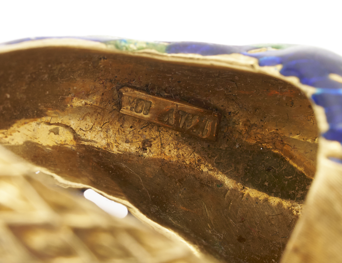 Lot 801: Italian 18K Gold & Enamel Panther Ring