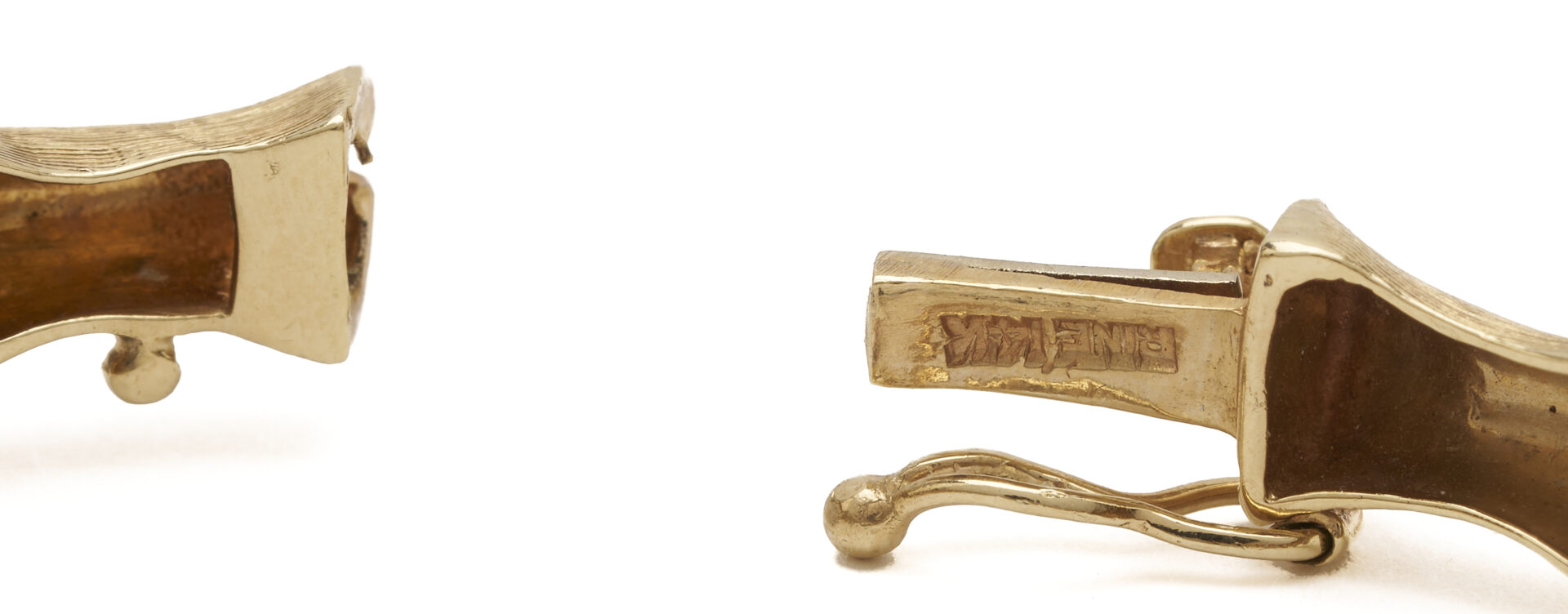 Lot 804: 14K Gold Bamboo Bracelet