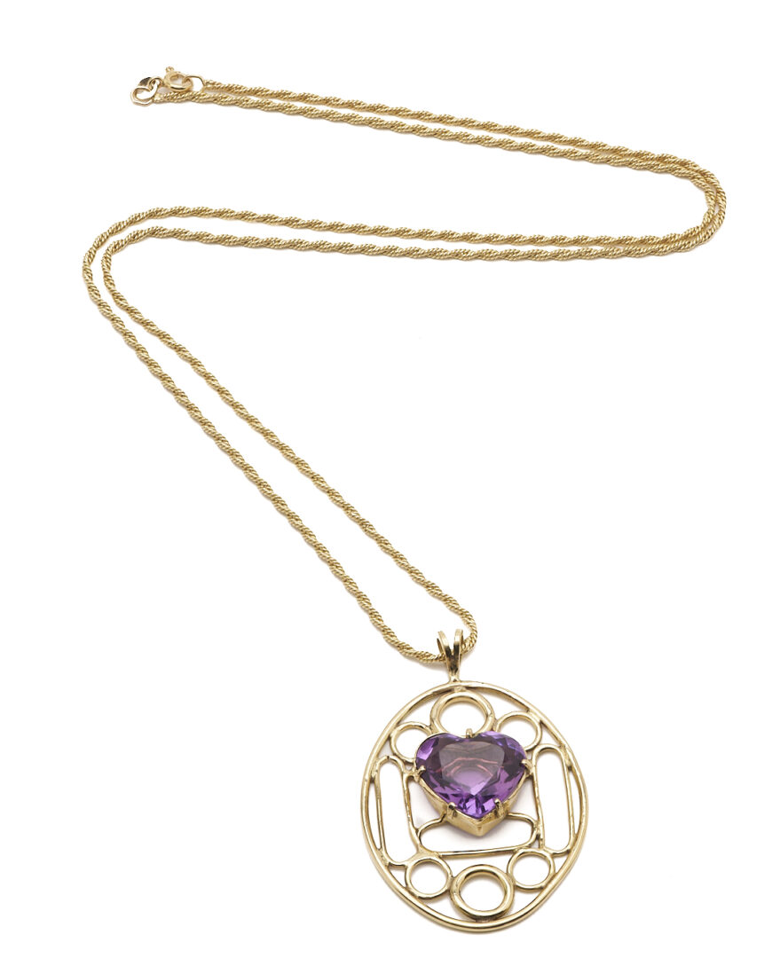 Lot 809: 14K Gold & Amethyst Necklace
