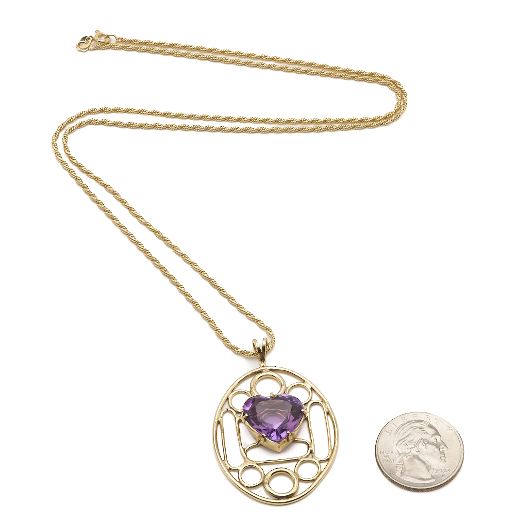 Lot 809: 14K Gold & Amethyst Necklace
