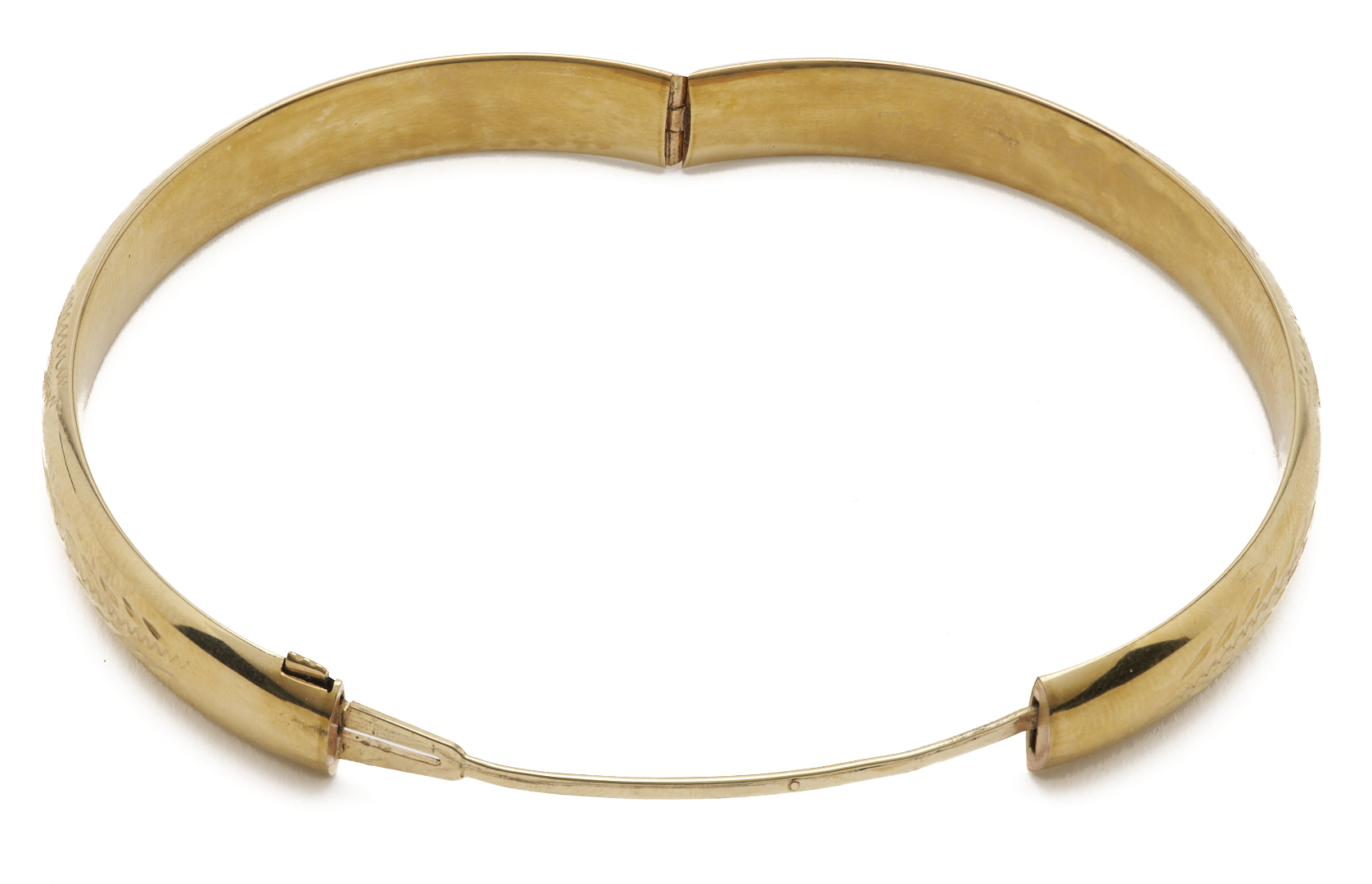 Lot 810: 14K Gold 7 1/2 in. Bangle Bracelet and 14K Gold 7 in. Bangle Bracelet