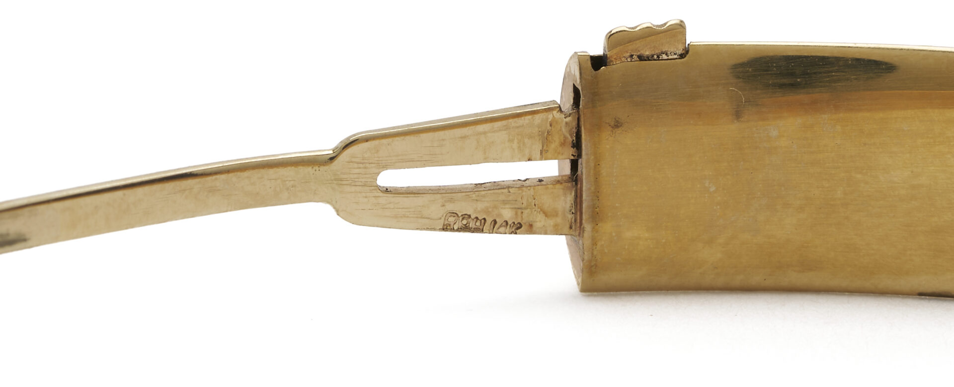 Lot 810: 14K Gold 7 1/2 in. Bangle Bracelet and 14K Gold 7 in. Bangle Bracelet