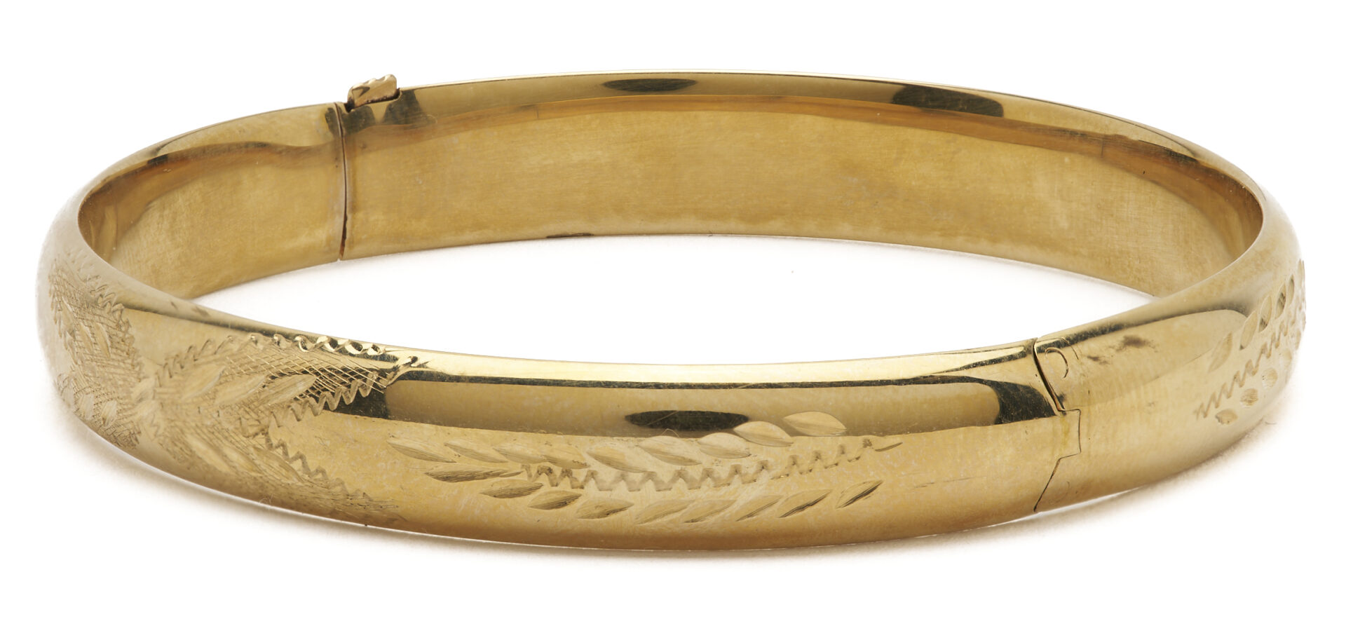 Lot 810: 14K Gold 7 1/2 in. Bangle Bracelet and 14K Gold 7 in. Bangle Bracelet