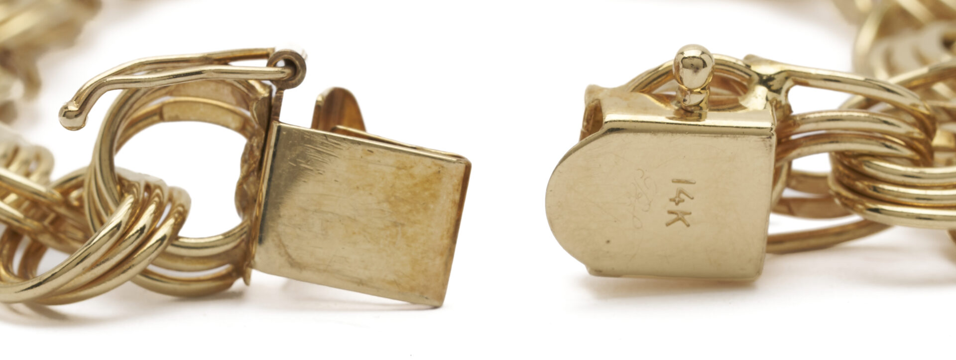 Lot 816: 14K Gold Double Link Charm Bracelet