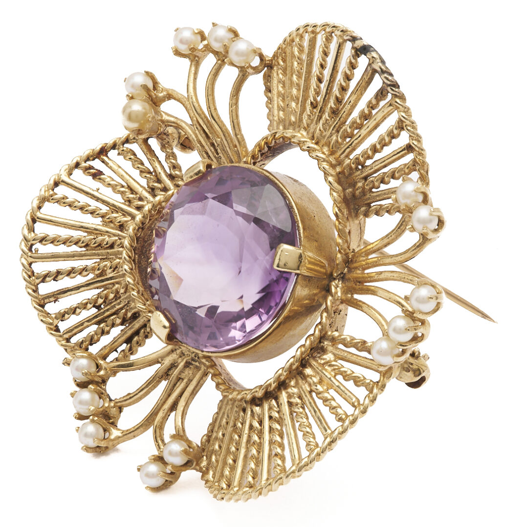 Lot 820: 14K Gold, Amethyst, & Pearl Brooch