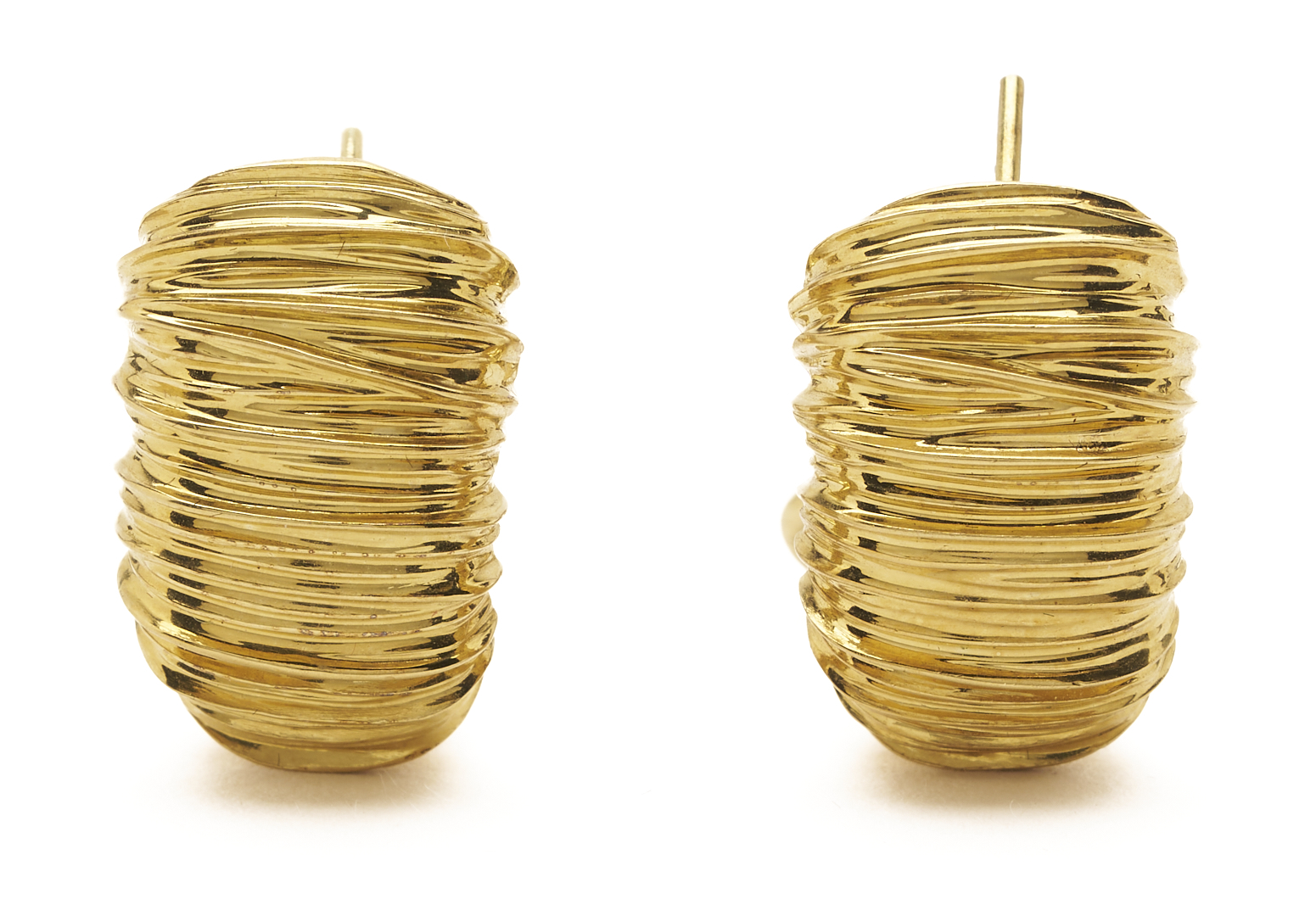 Lot 821: 18K Yellow Gold Earrings