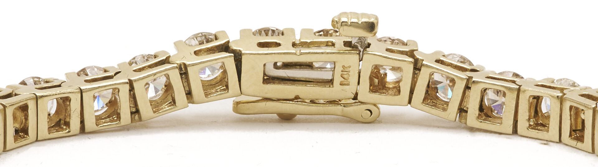 Lot 824: 14K Gold & Diamond Tennis Bracelet