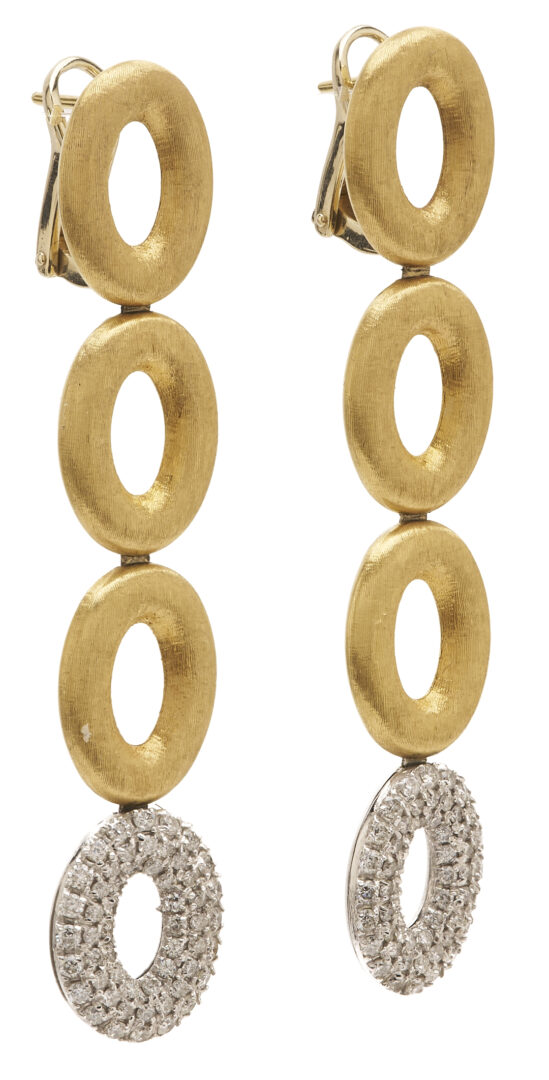 Lot 826: 18K Gold & Diamond Drop Earrings