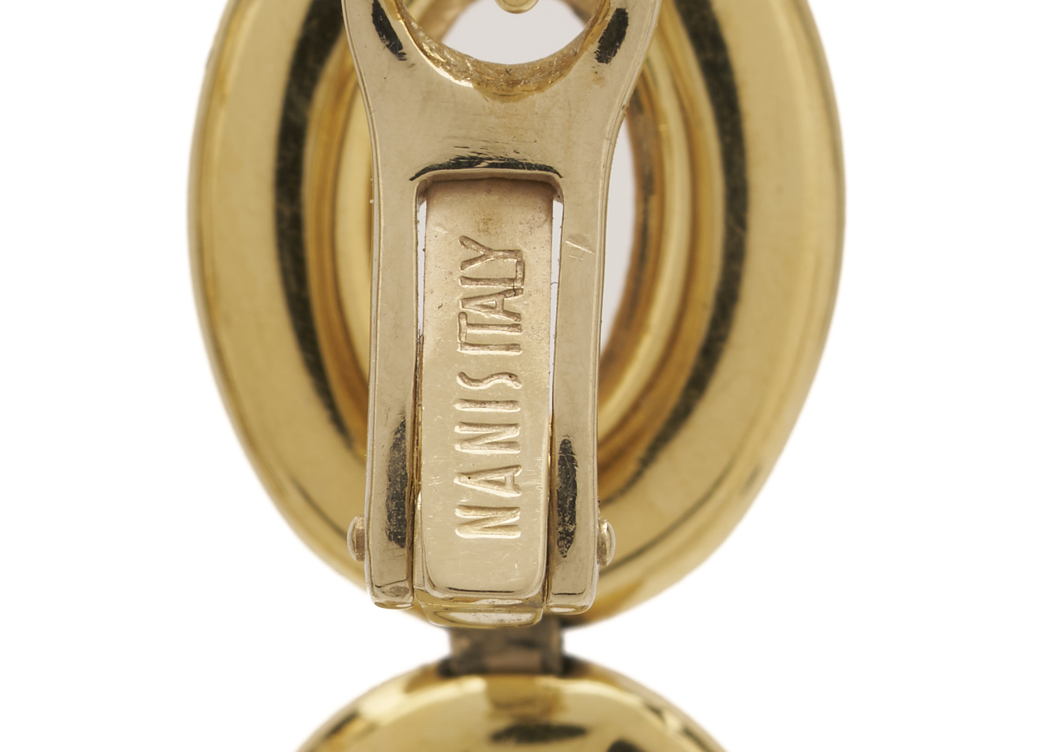 Lot 826: 18K Gold & Diamond Drop Earrings