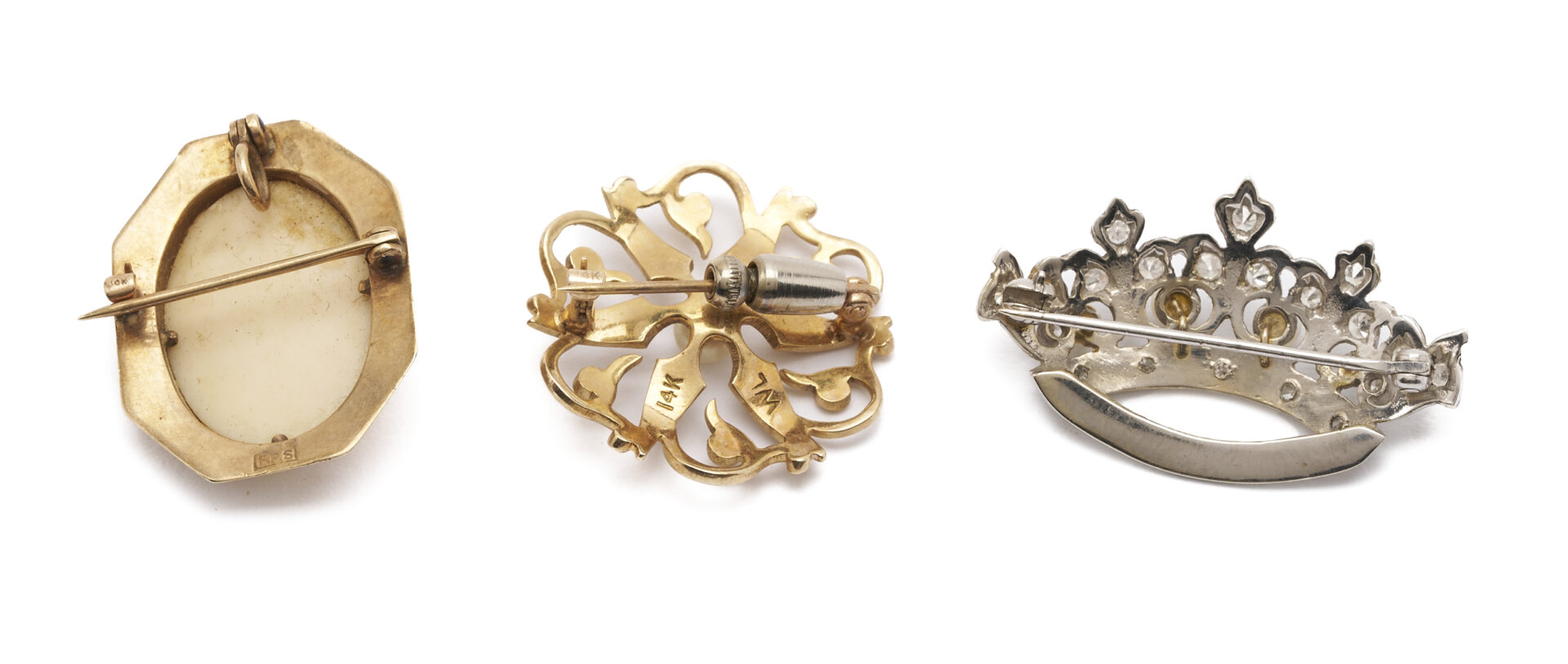 Lot 829: 3 Gold & Gemstone Brooches