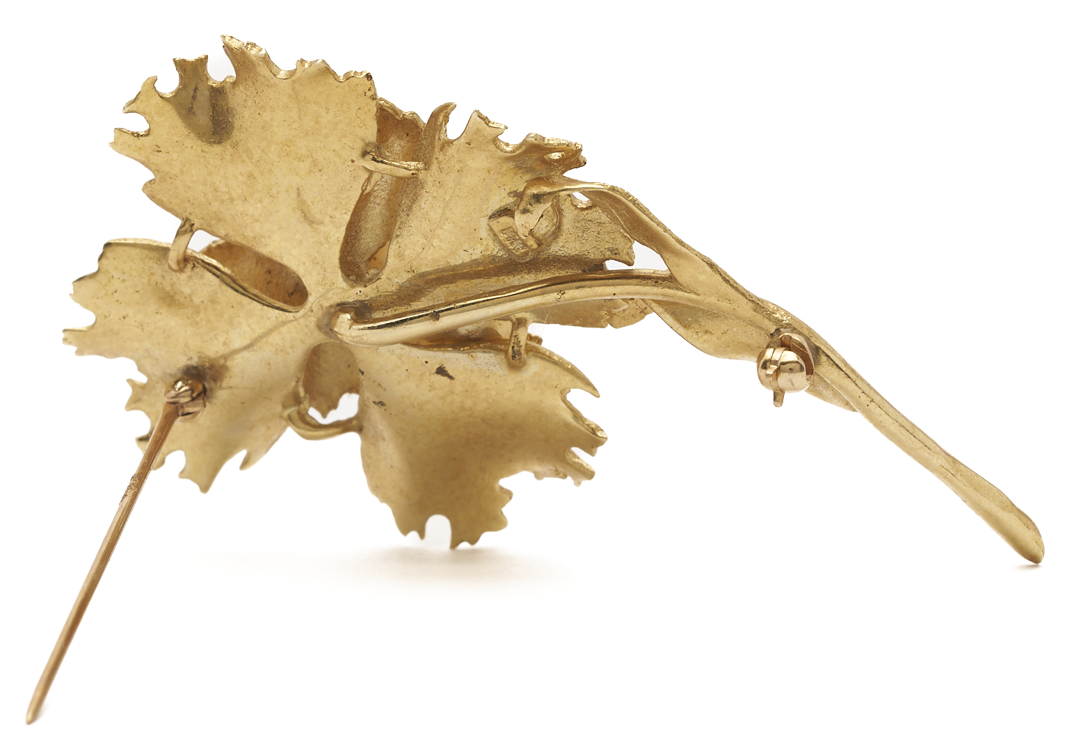 Lot 832: 14k Pearl & Emerald Brooch