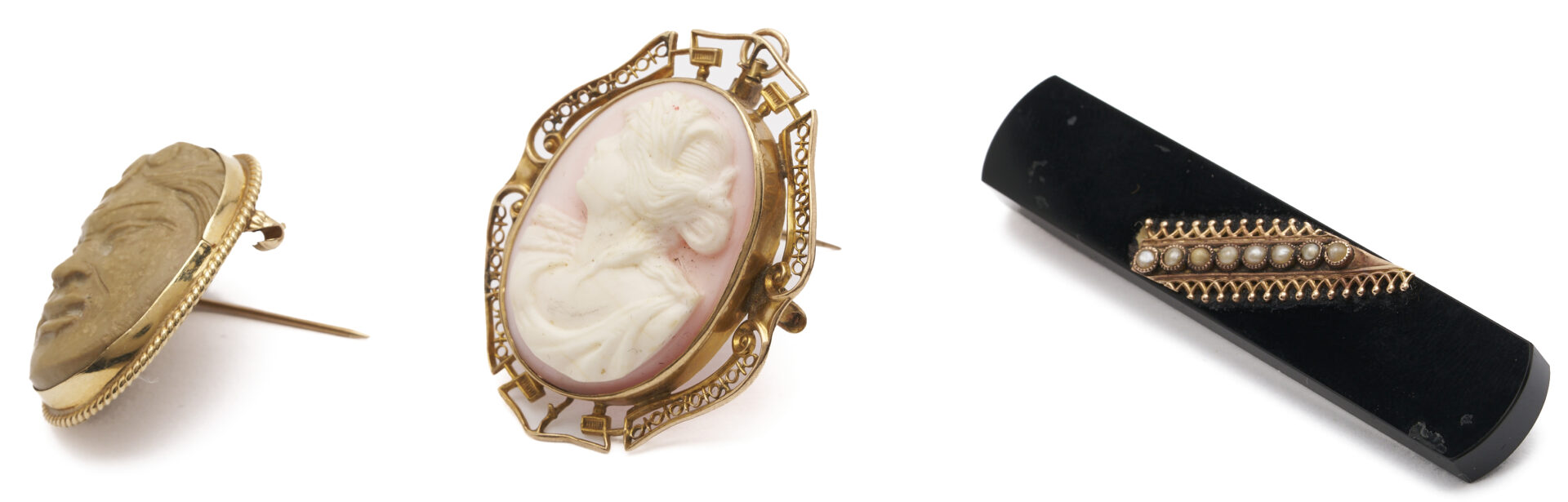 Lot 833: 4 Antique Jewelry Pieces: Longines Pocket Watch on Jet Chain, 2 Cameos, Onyx Bar Pin