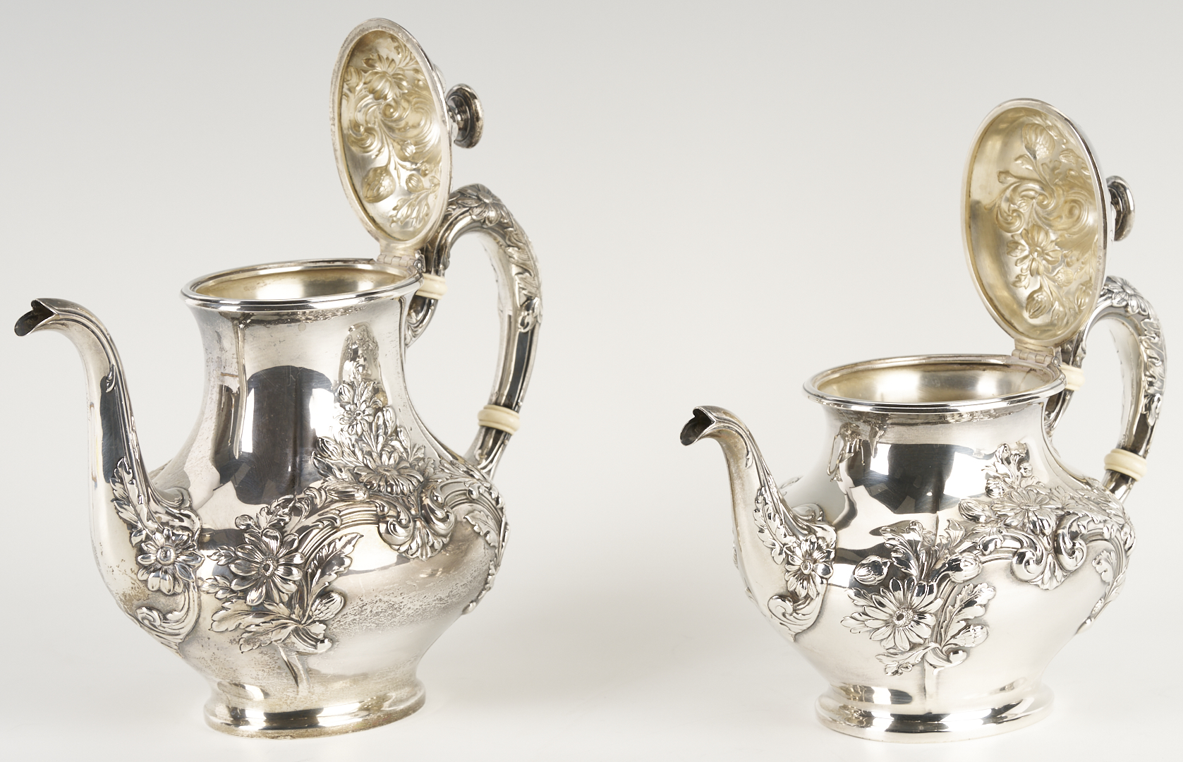 Lot 835: Gorham Marguerite Pattern Sterling Tea Set, 5 pcs
