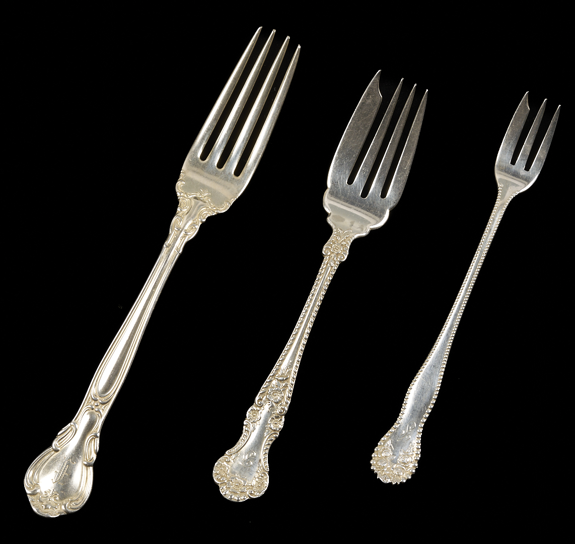 Lot 837: 36 Pcs. Assorted Sterling Silver Flatware, incl. Gorham Chantilly