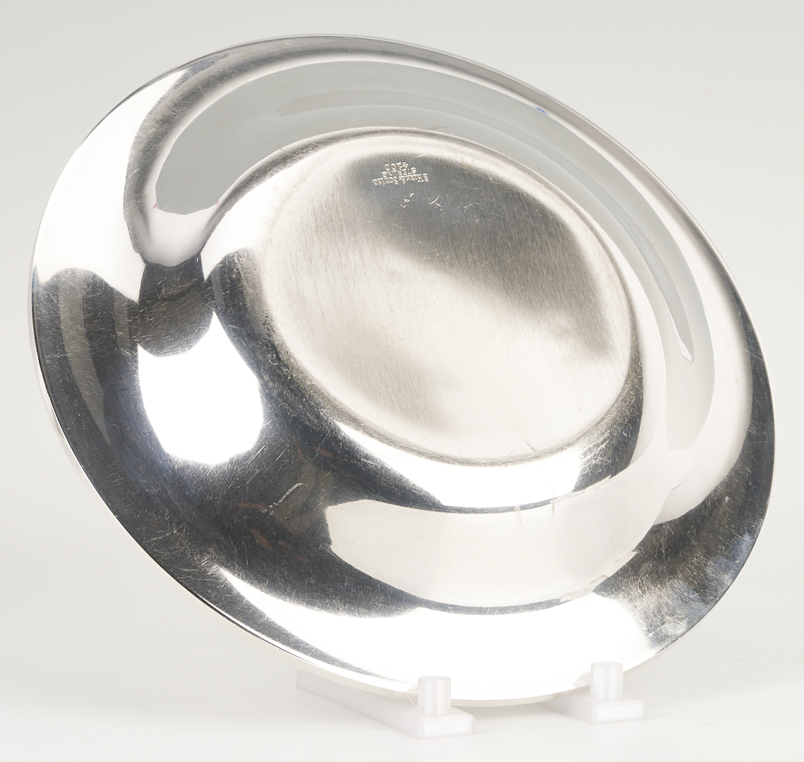 Lot 840: 2 TN Related Sterling Trophy Bowls