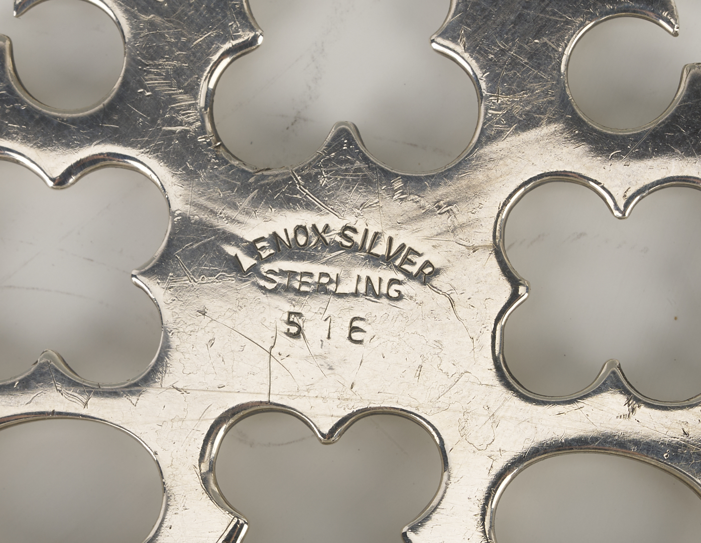 Lot 847: 14 Assembled Sterling Silver Table Items