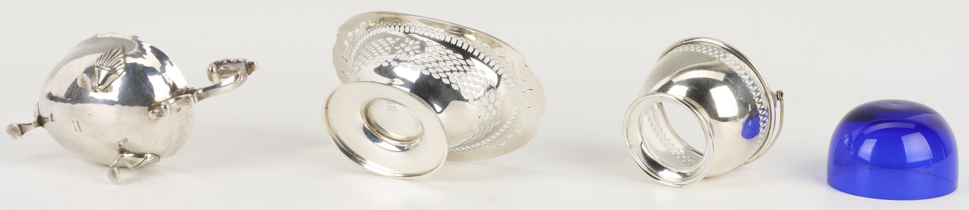 Lot 847: 14 Assembled Sterling Silver Table Items