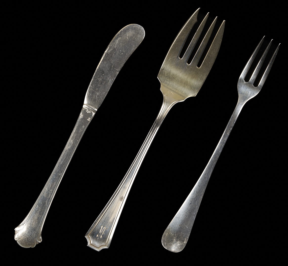 Lot 849: 33 Pcs. Assorted Sterling Silver Flatware