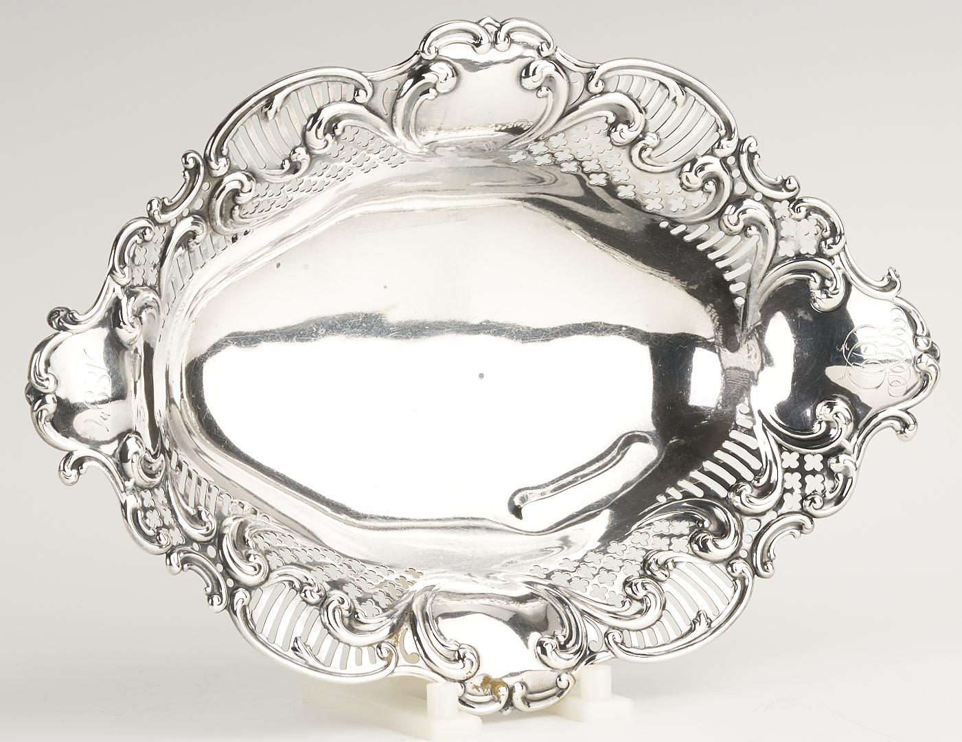 Lot 855: 2 Antique Sterling Oval Dishes