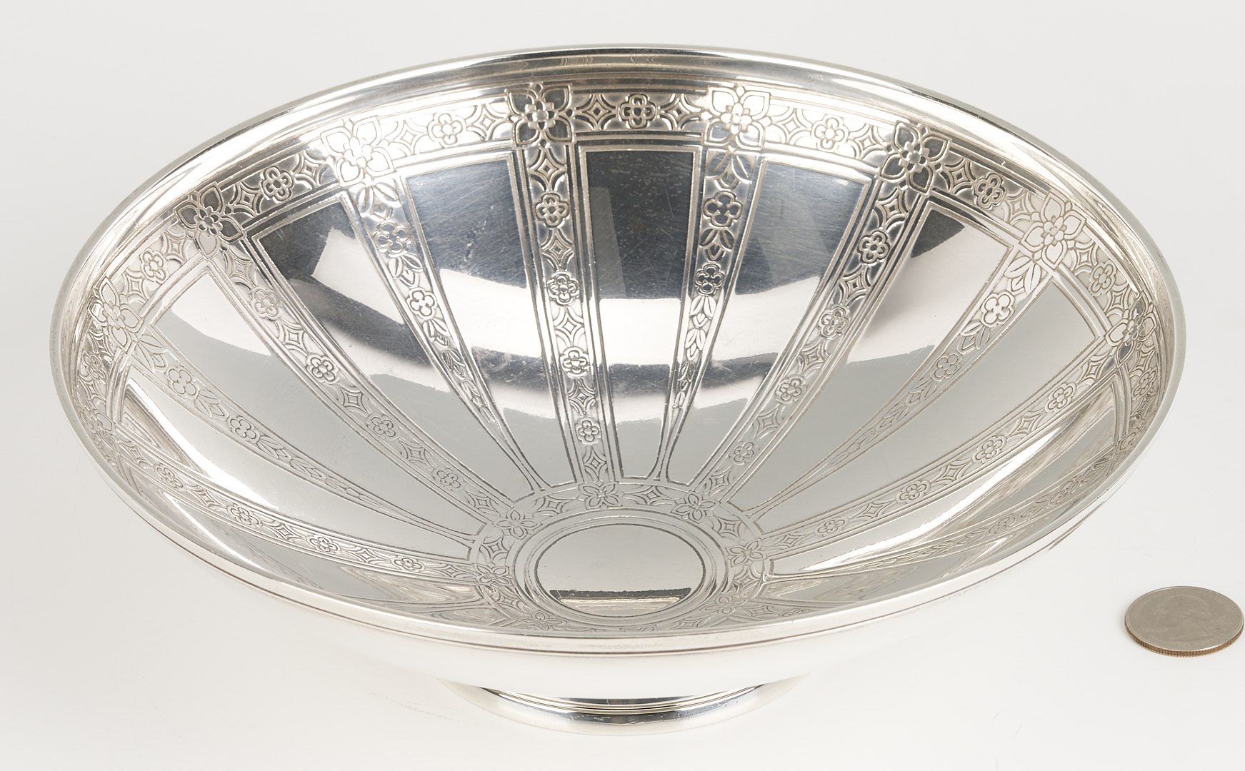 Lot 857: Tiffany Sterling NY Yacht Club Trophy Bowl, 1929