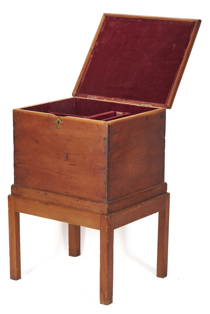 Lot 865: American Cherry Cellaret