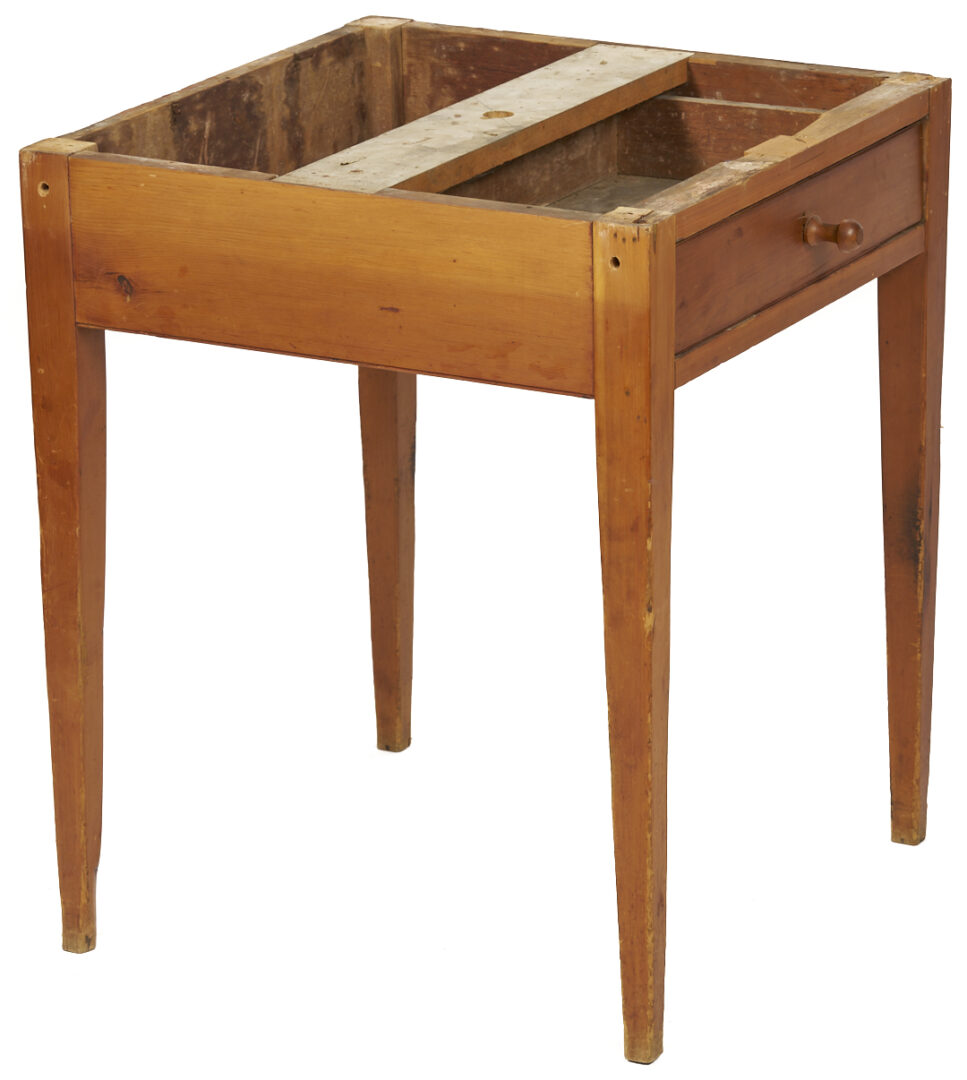 Lot 868: Lazy Susan Table