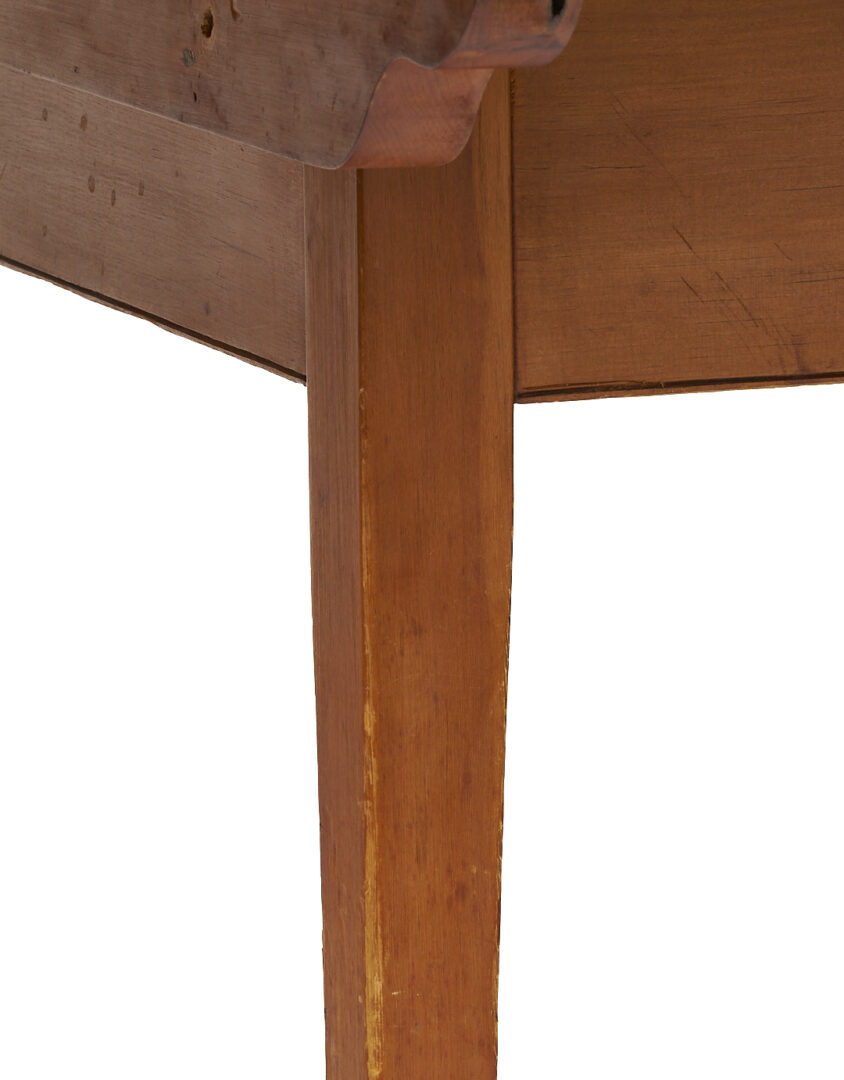 Lot 868: Lazy Susan Table