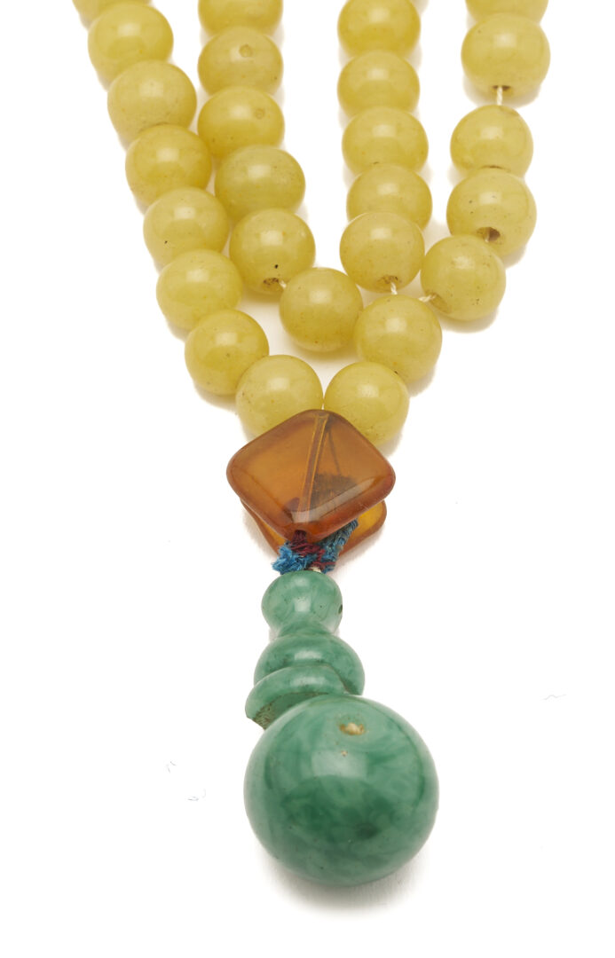 Lot 879: 4 Chinese Jade, Amber Necklaces incl. Court Chaozhu Beads