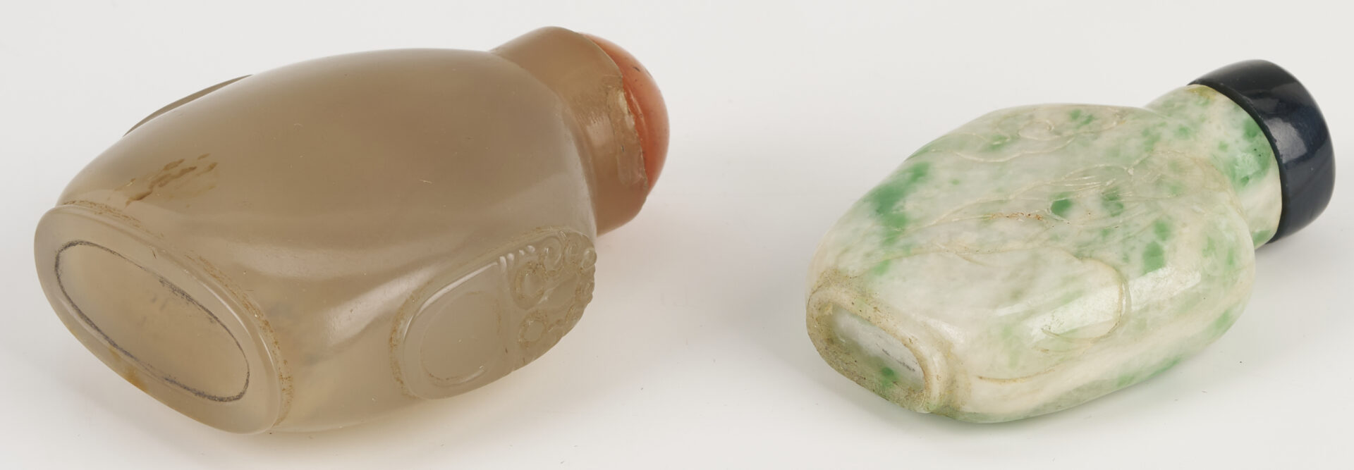 Lot 881: Tobacco Pouch and 5 Snuff Bottles, Including Jade