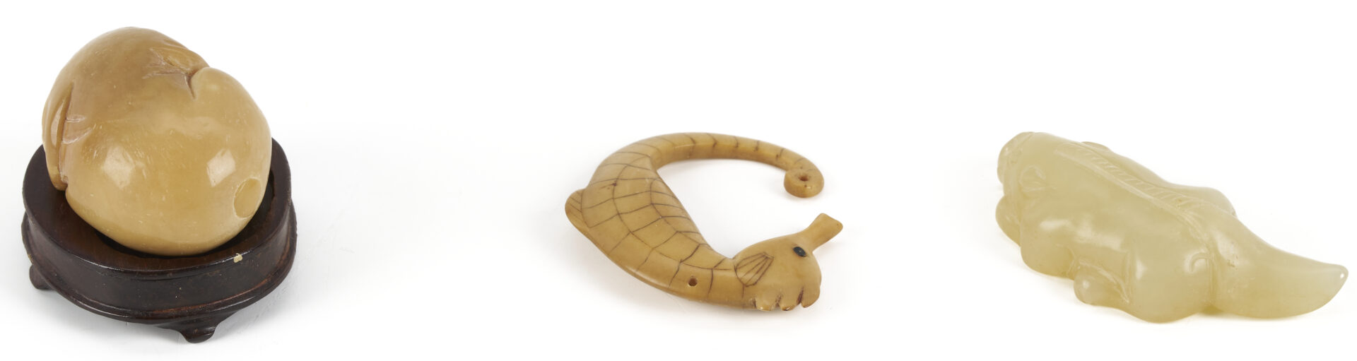 Lot 882: 11 Asian Deocrative Items. incl. Netsukes and More