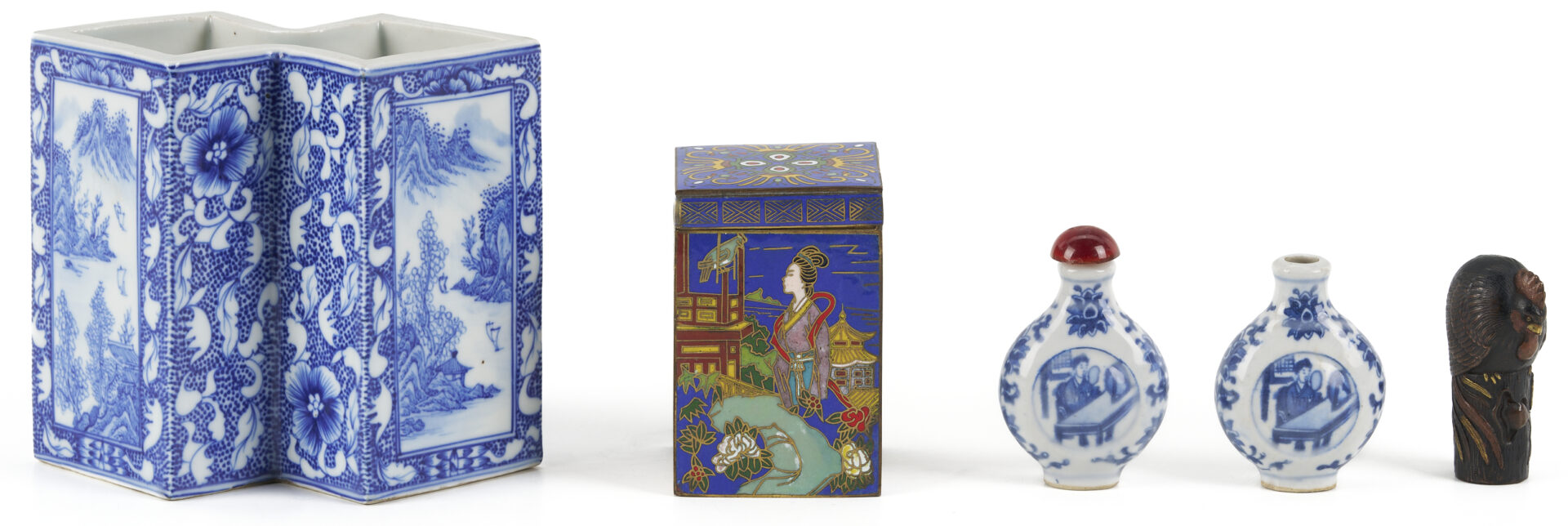 Lot 882: 11 Asian Deocrative Items. incl. Netsukes and More