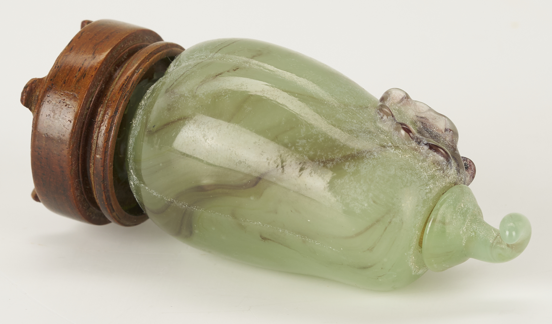 Lot 895: Chinese Molded Dragon Vase and 3 Snuff Bottles