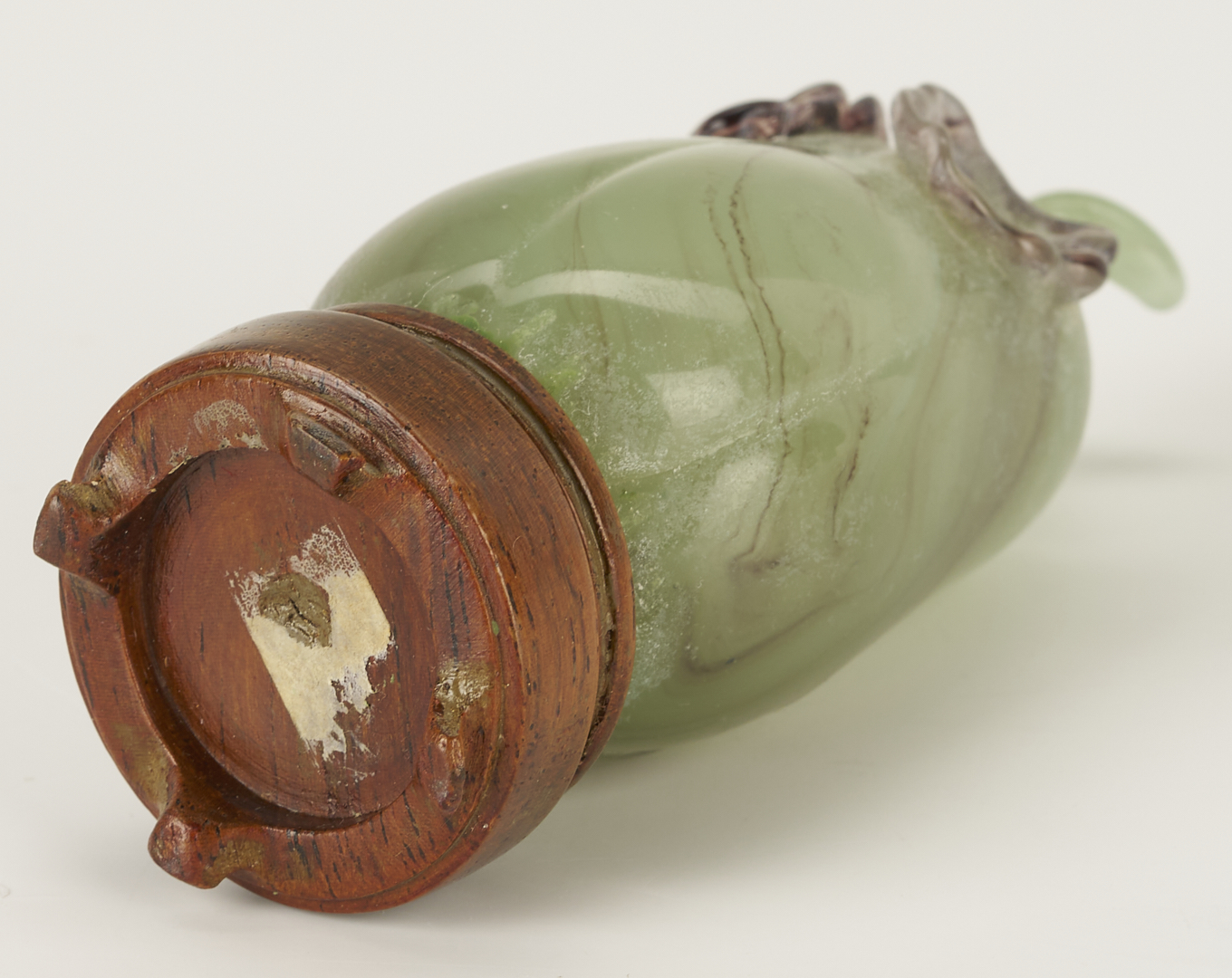 Lot 895: Chinese Molded Dragon Vase and 3 Snuff Bottles