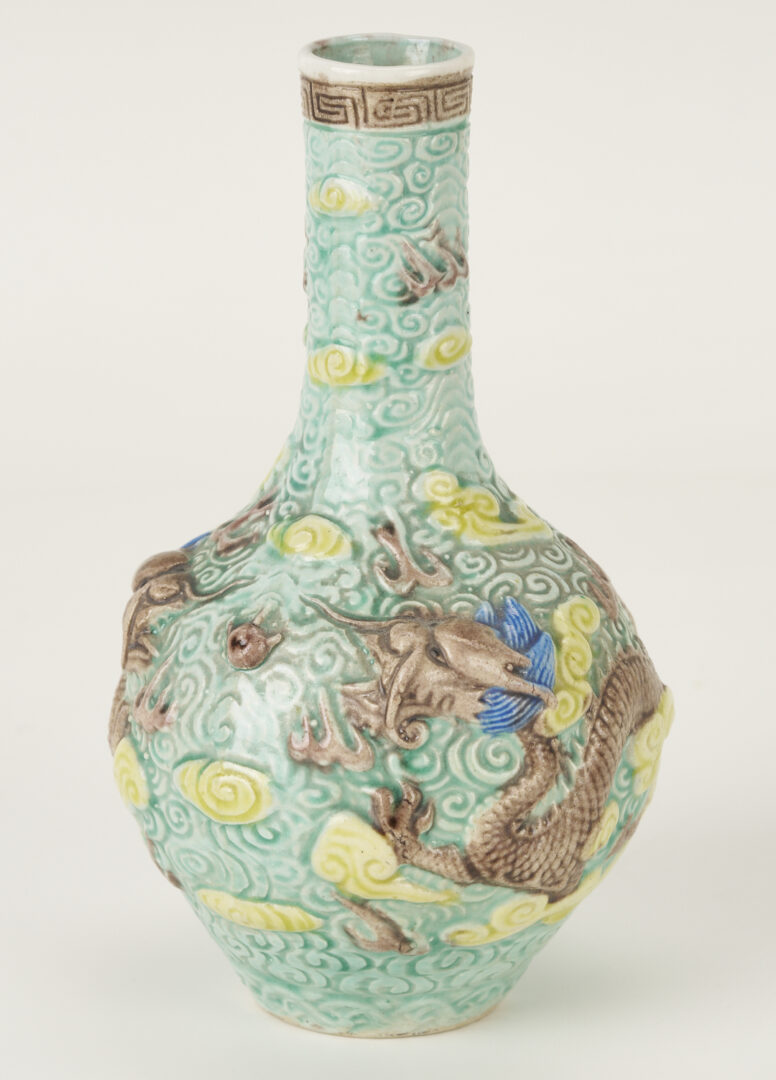 Lot 895: Chinese Molded Dragon Vase and 3 Snuff Bottles