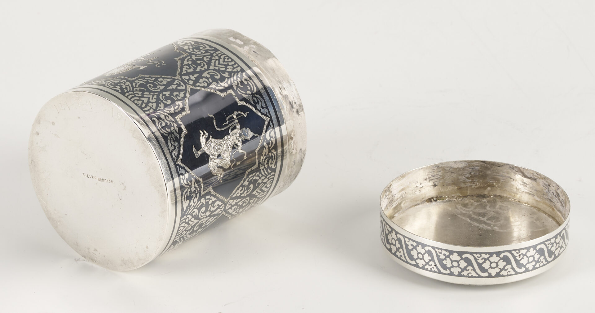 Lot 901: Thai Silver Niello Cylindrical Box