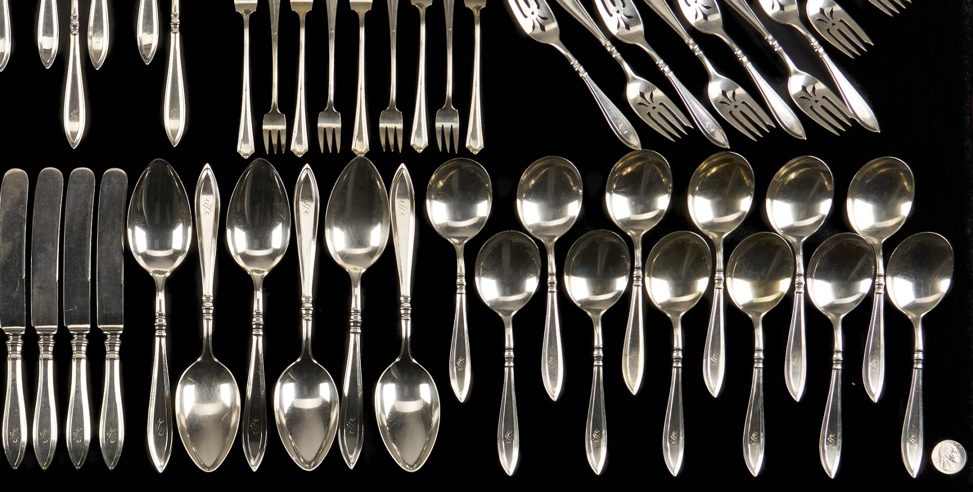 Lot 92: 169 Pcs. Gorham Sterling Silver Flatware, Portsmouth Pattern