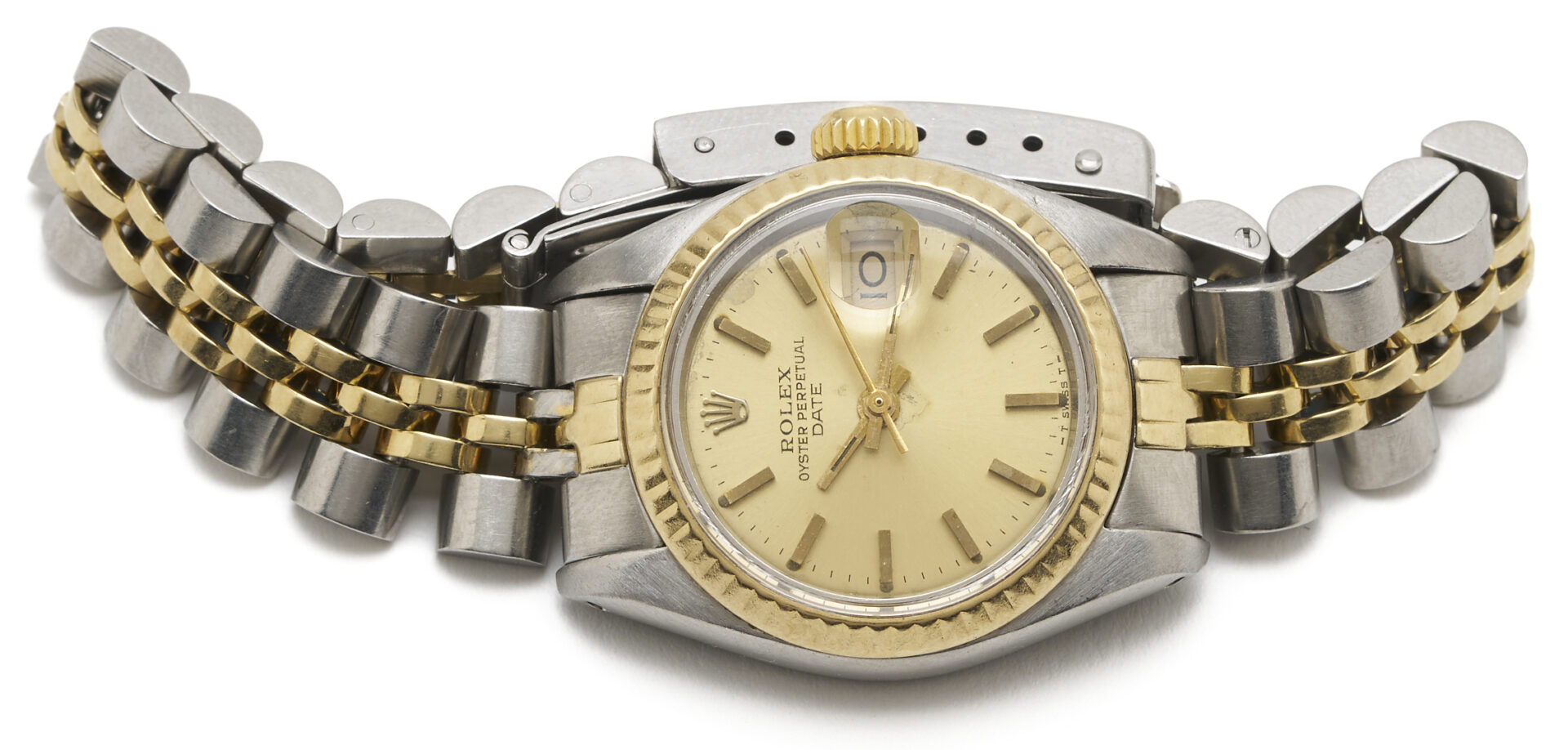 Lot 946: Ladies’ 18K Date Oyster Perpetual Rolex