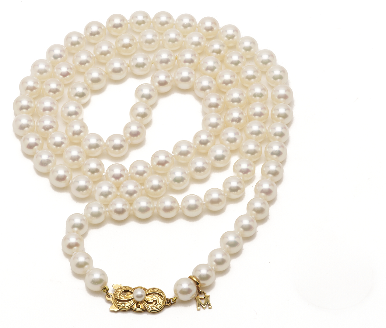 Lot 951: Ladies’ Mikimoto Pearl Necklace, 18K Gold Clasp
