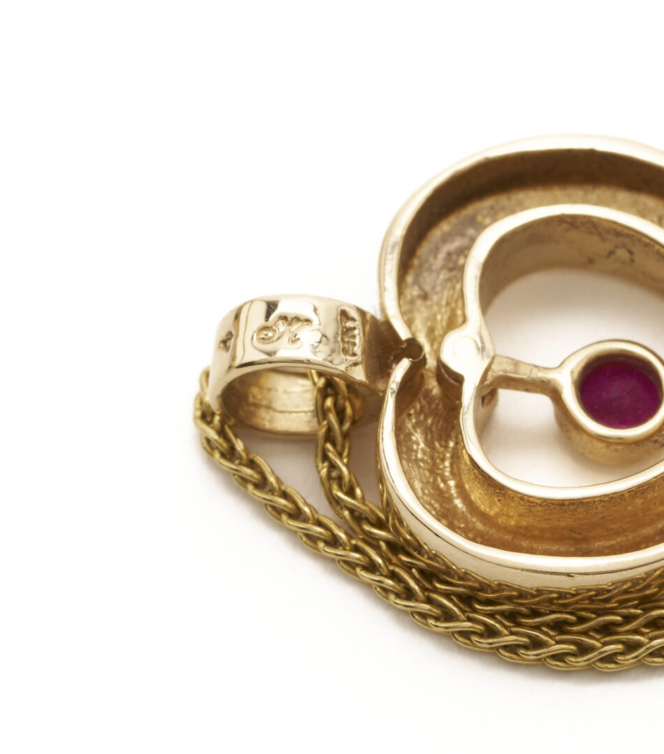 Lot 961: Three 14K Gold & Gemstone Necklaces