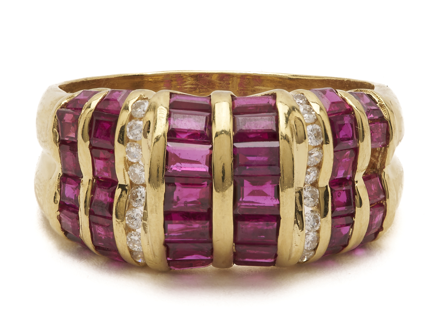Lot 963: 18K Gold, Ruby & Diamond Ring