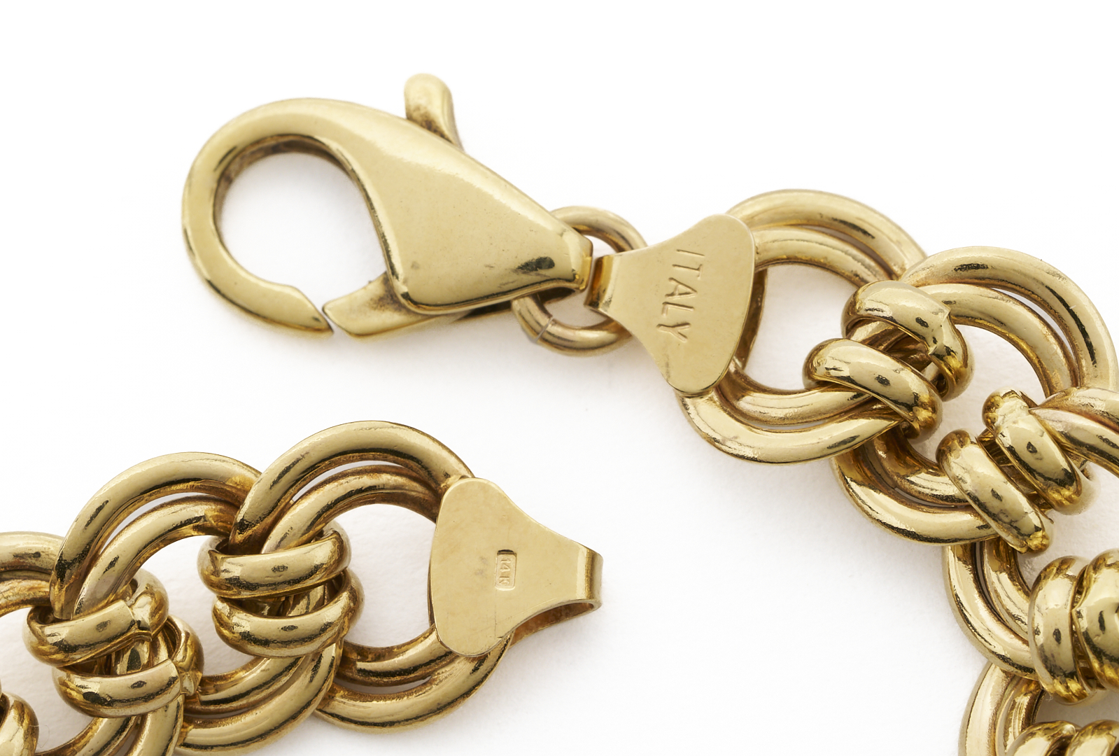 Lot 965: 14K Gold Link Bracelet