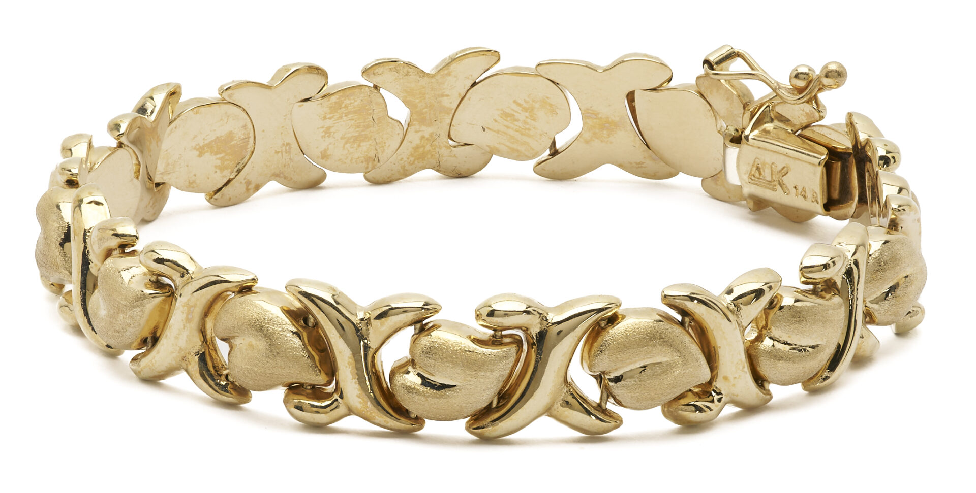 Lot 966: 14K Gold Heart Link Bracelet
