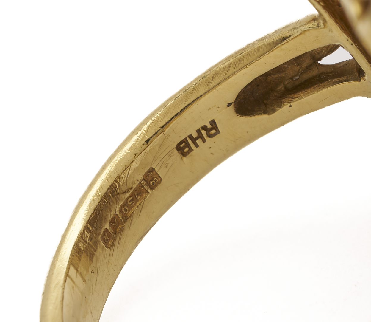 Lot 968: Ladies’ Designer 18K Yellow Gold & Lapis Ring