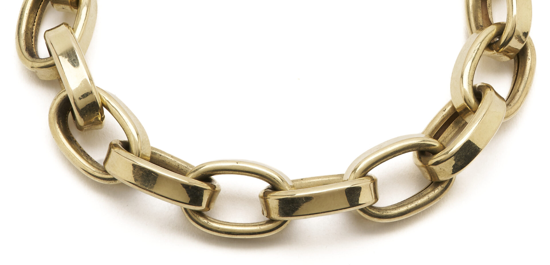 Lot 969: 14K Yellow Gold Italian Chain Link Bracelet