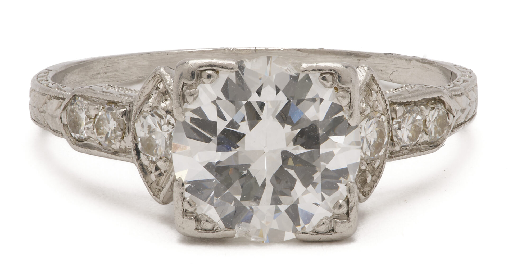 Lot 974: 1.39 Carat Platinum Diamond Art Deco Engagement Ring