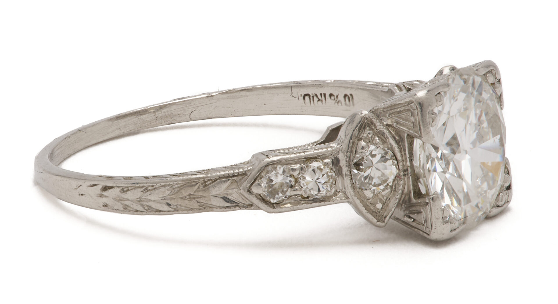 Lot 974: 1.39 Carat Platinum Diamond Art Deco Engagement Ring