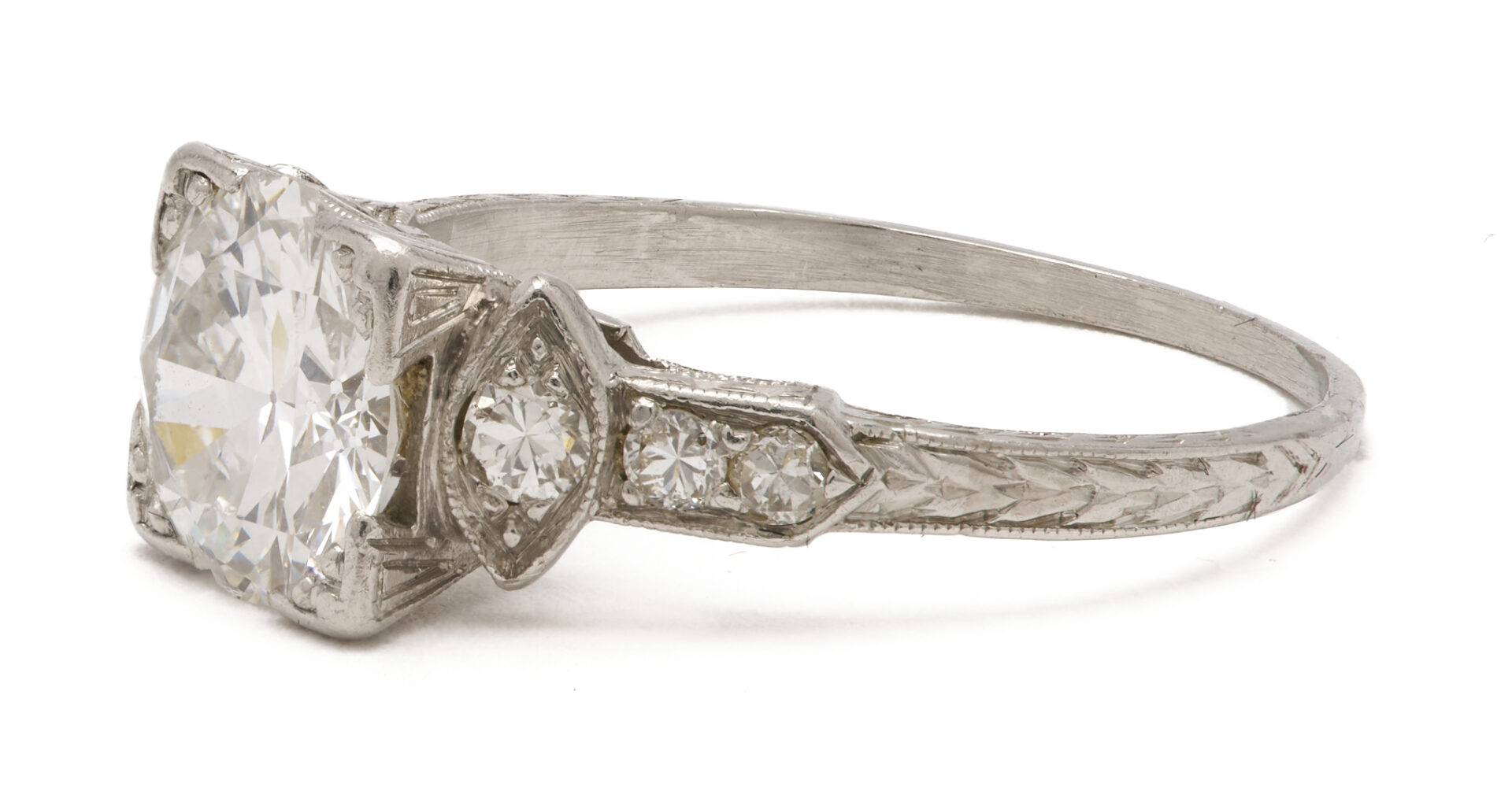 Lot 974: 1.39 Carat Platinum Diamond Art Deco Engagement Ring