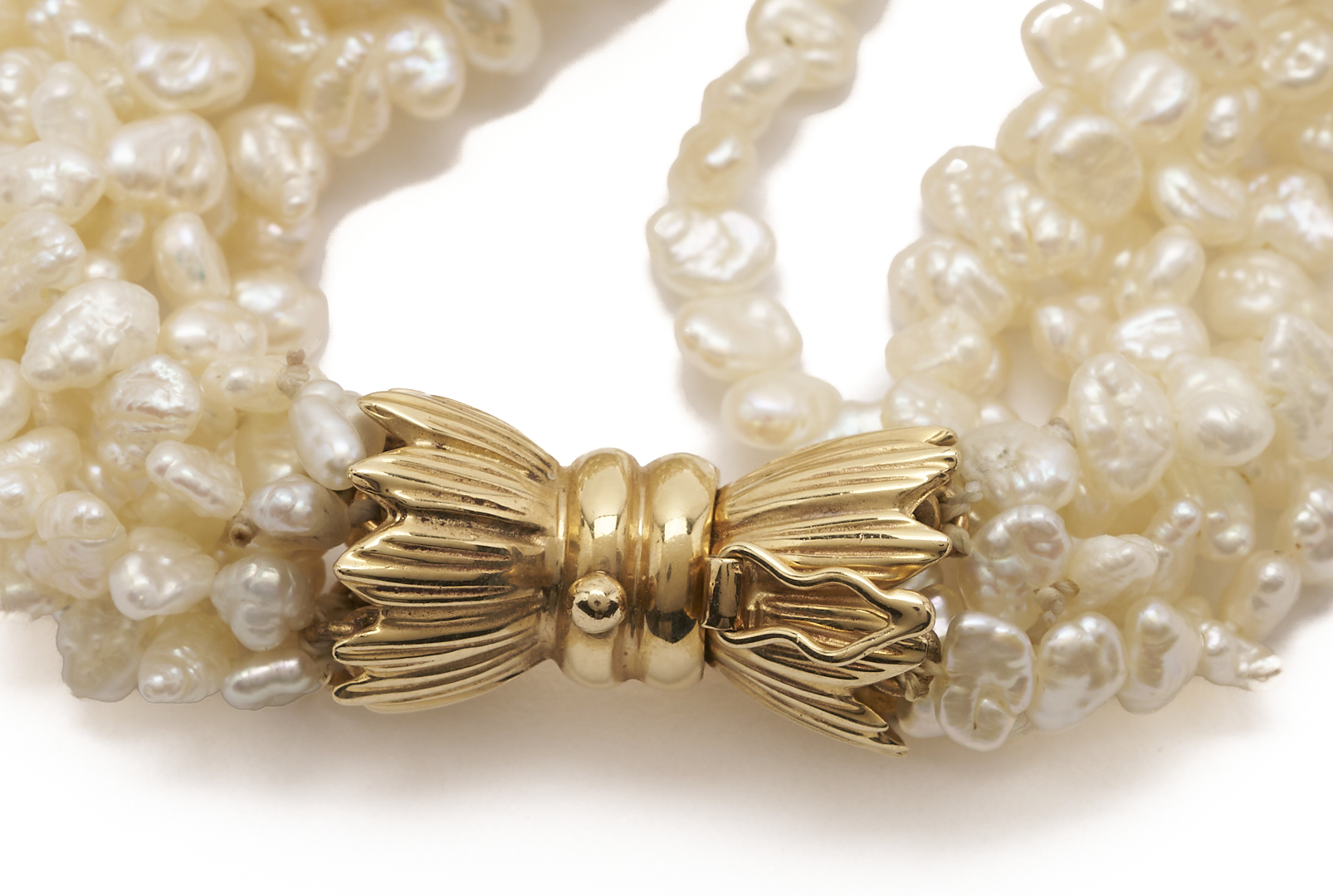 Lot 976: Multi Strand Freshwater Pearl Necklace & Bracelet