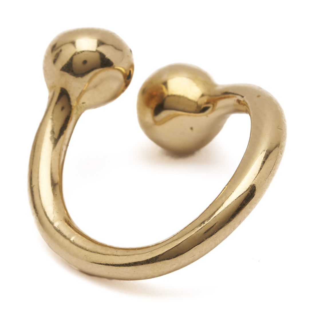 Lot 977: 18K Gold Bypass Ring